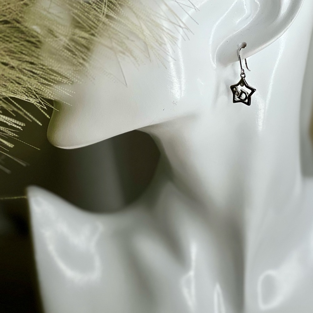 Christian Dior Star Shaped Dangle Earrings - Picture 3 of 5